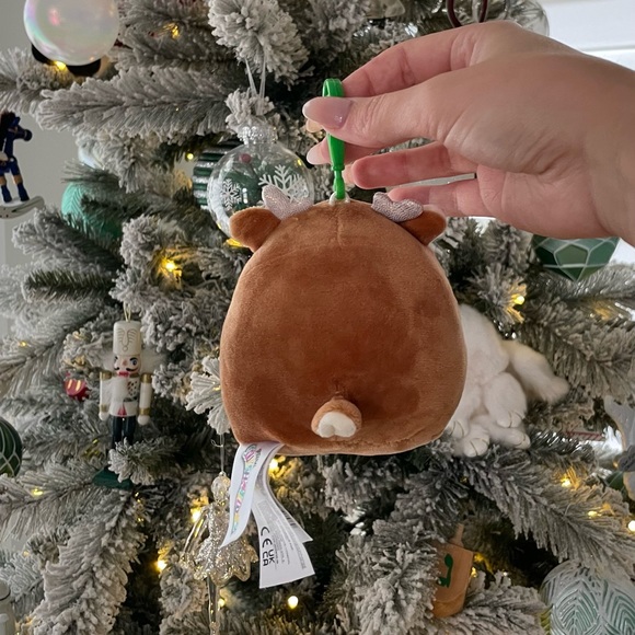 Custom Dawn Squishmallow Clip - Picture 3 of 3